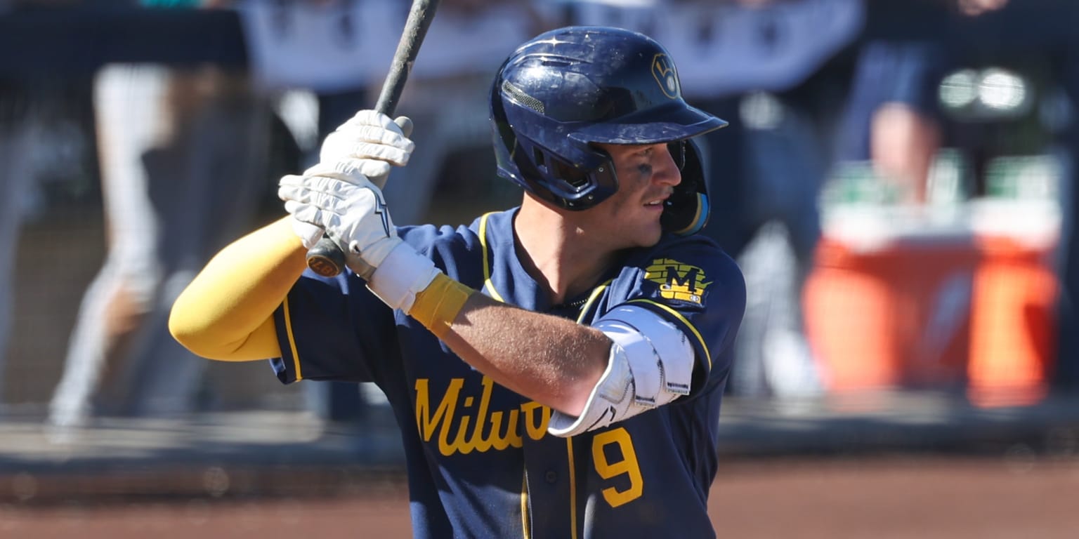 Touted SS prospect Pratt near 8-year deal with Brewers (report)