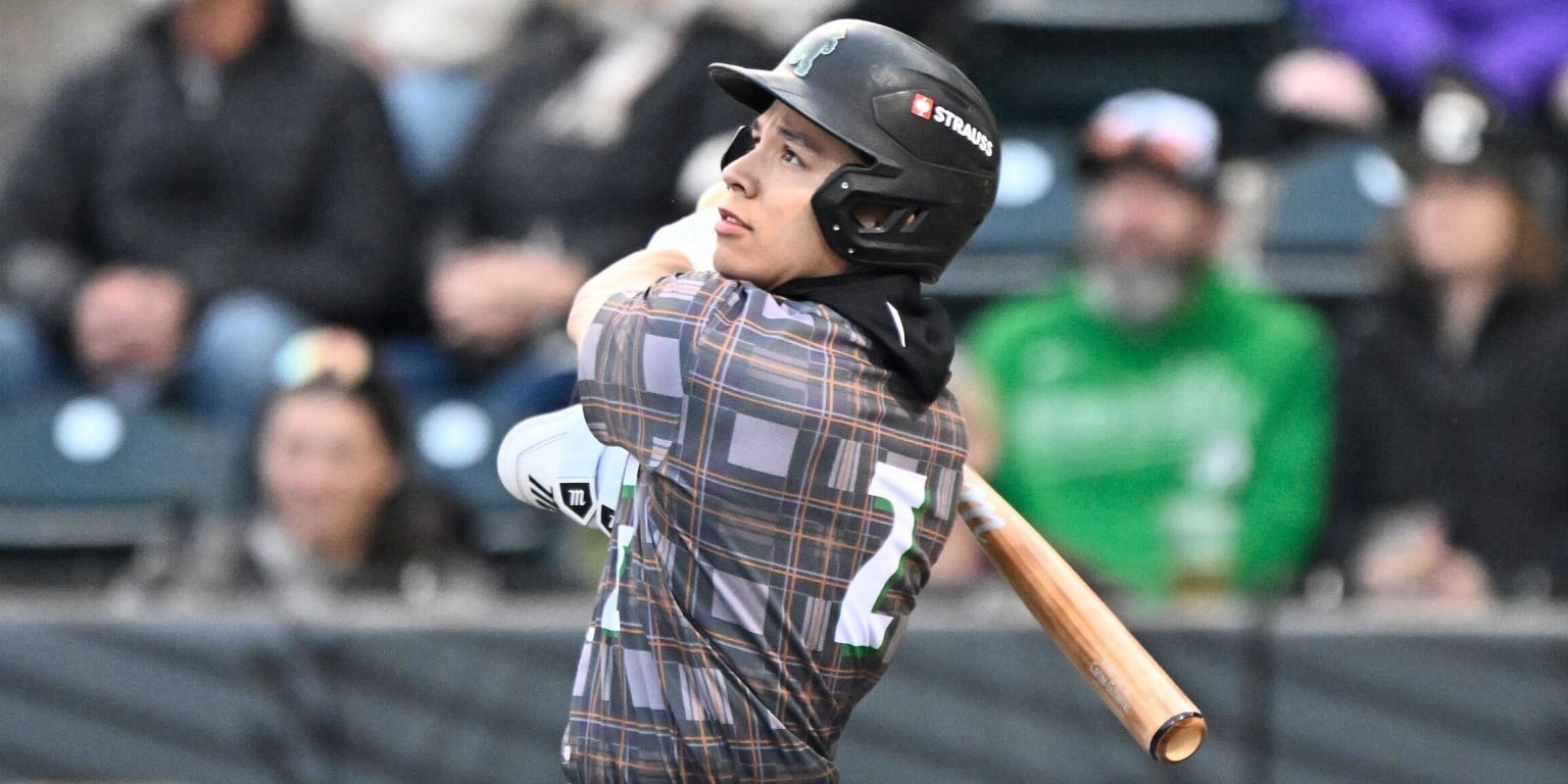 Gutierrez tallies 1st hit in High-A debut after trade to Red Sox