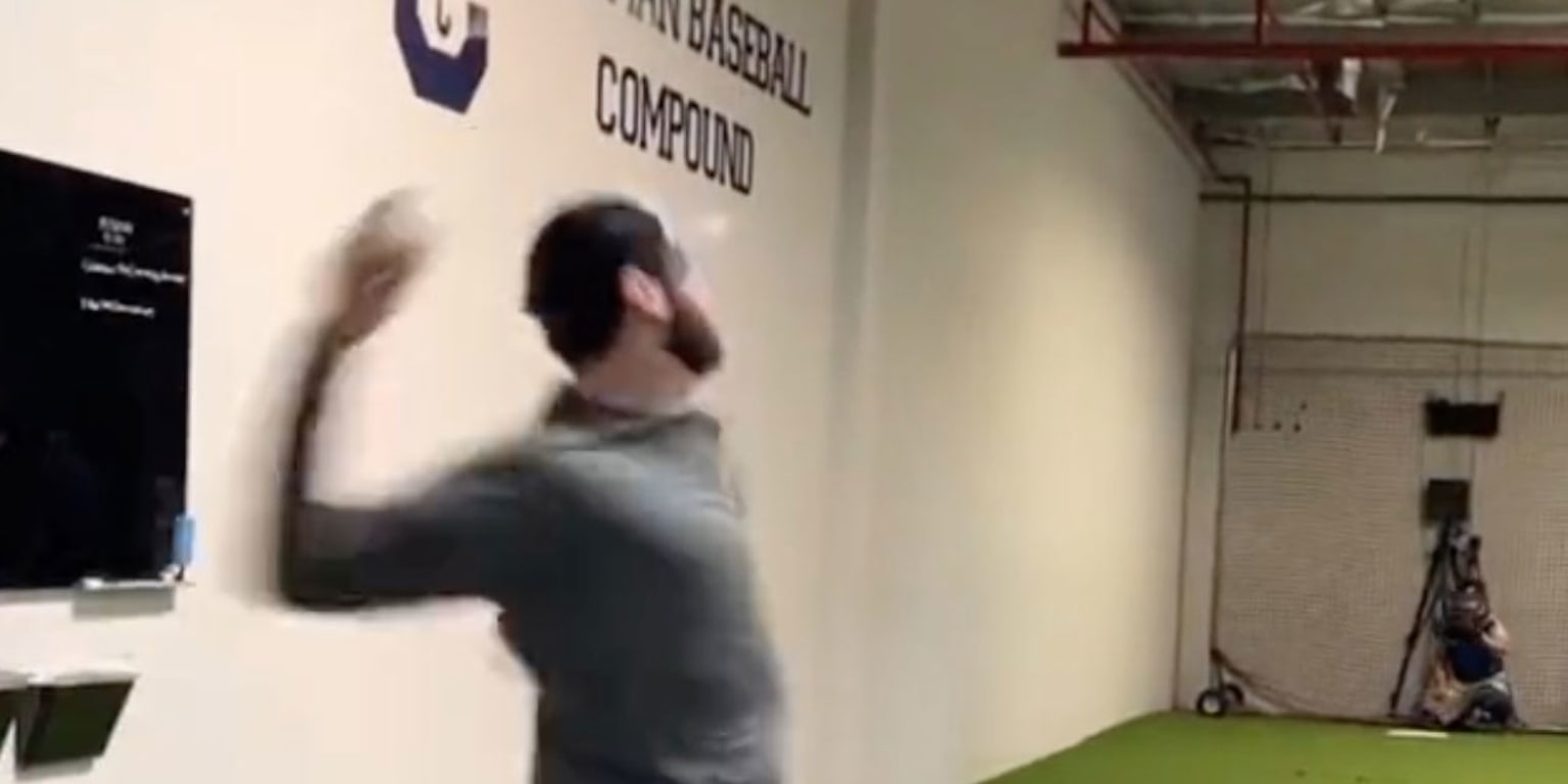 ‘Right around the corner’: Early workouts offer hint of spring