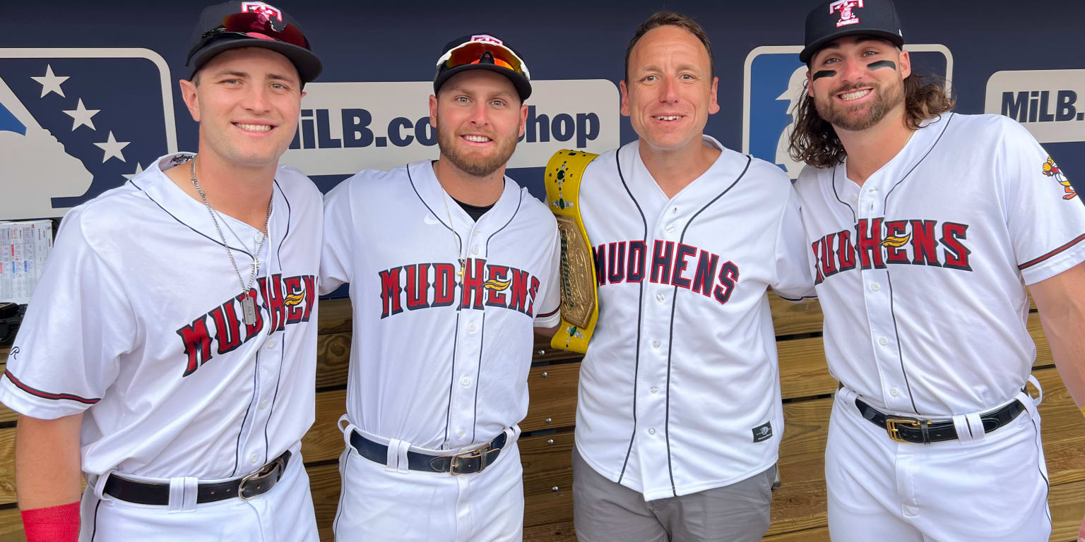 Joey Chestnut puts on competitive eating exhibition with Minor League