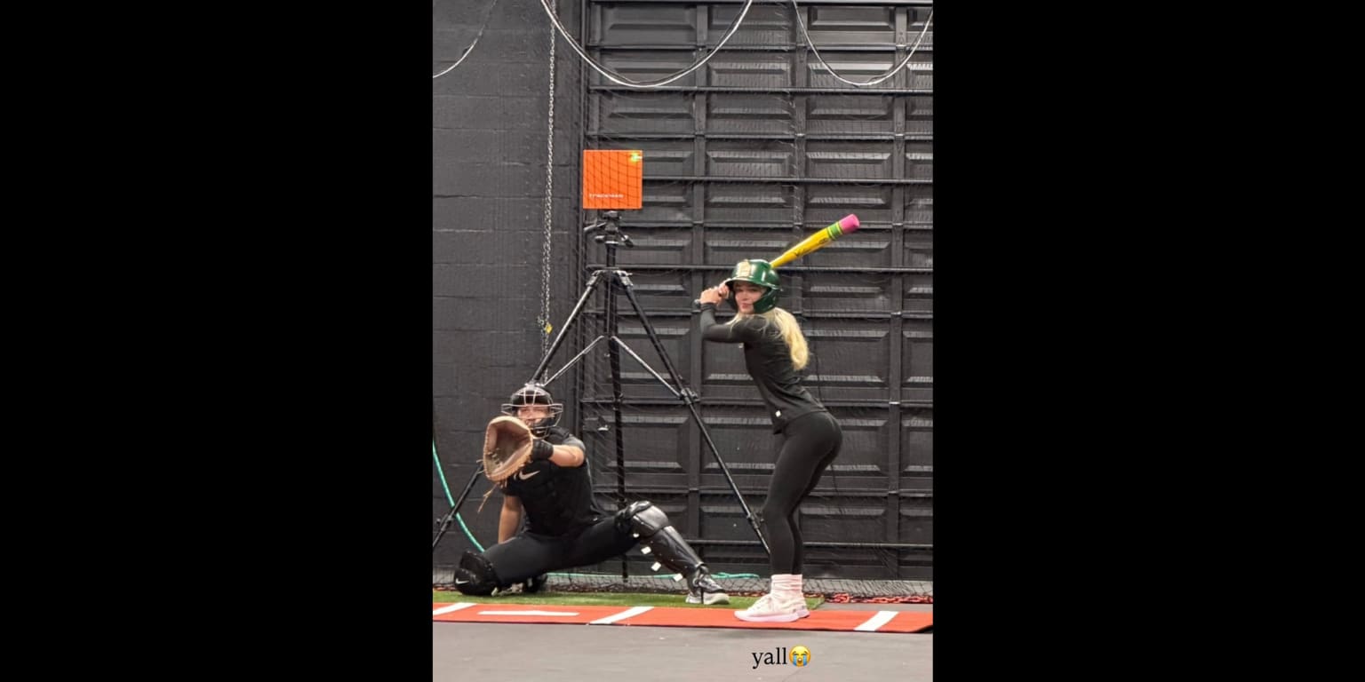 Livvy Dunne steps into batter's box vs. Skenes: 'Pure fright'