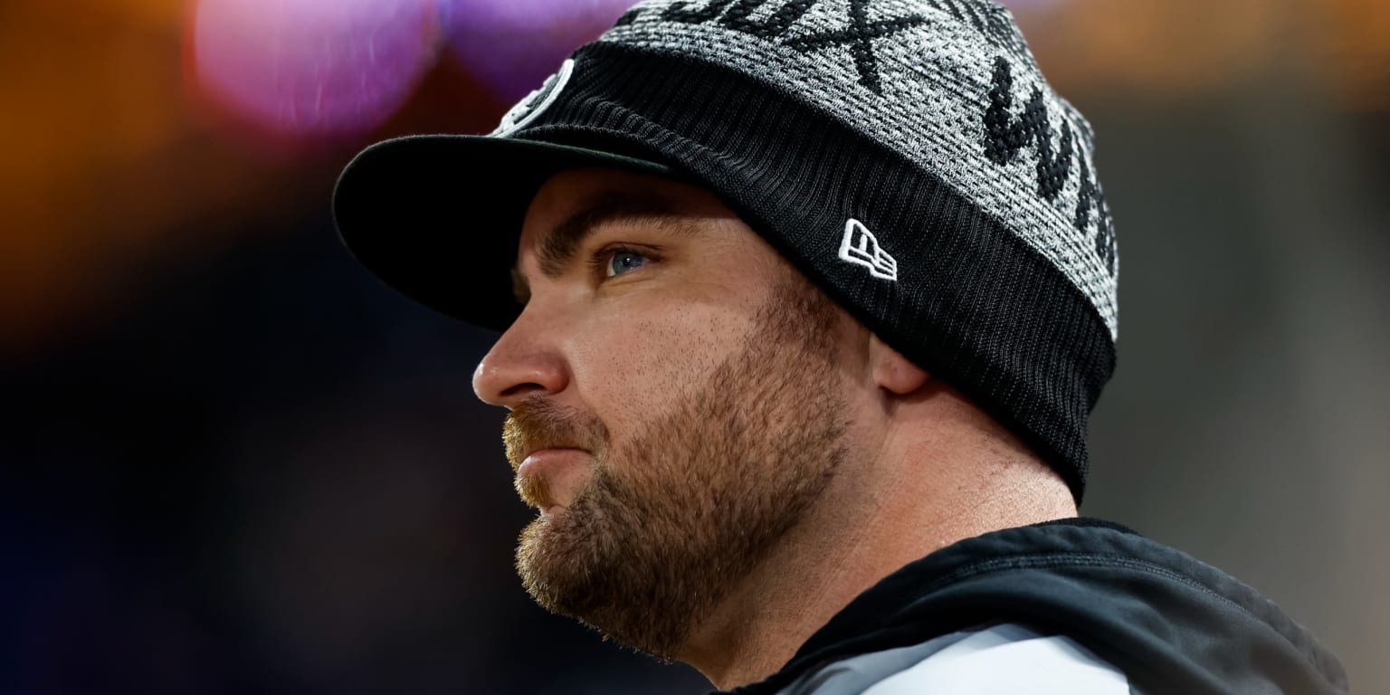 cubs-players-show-support-for-liam-hendriks