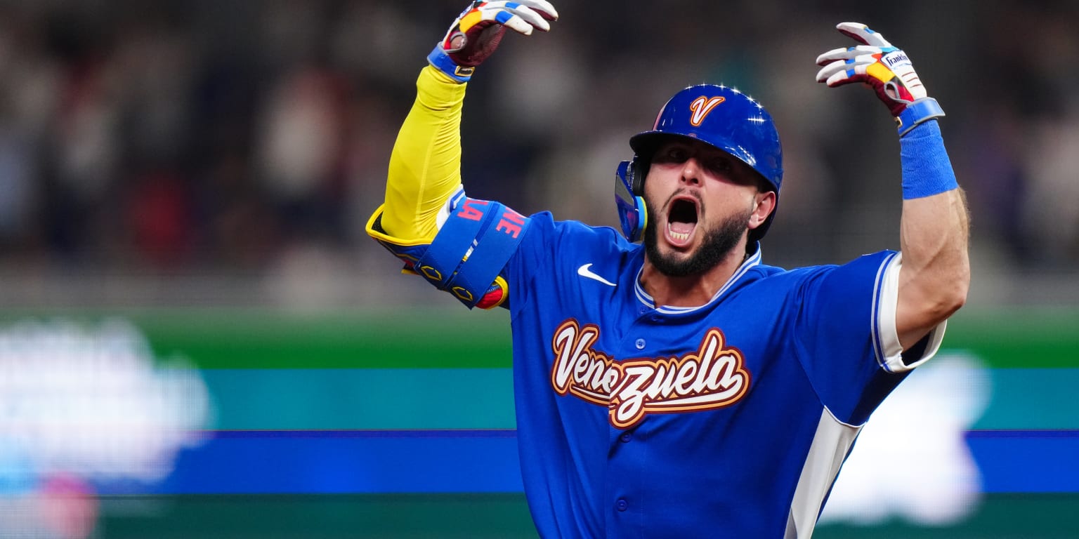 Venezuela powers past defending champs to reach Classic semifinals