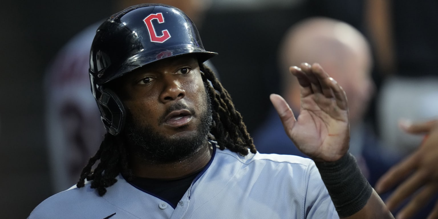 Guardians trade Josh Bell to Marlins for High-A prospect Kahlil Watson –  News-Herald