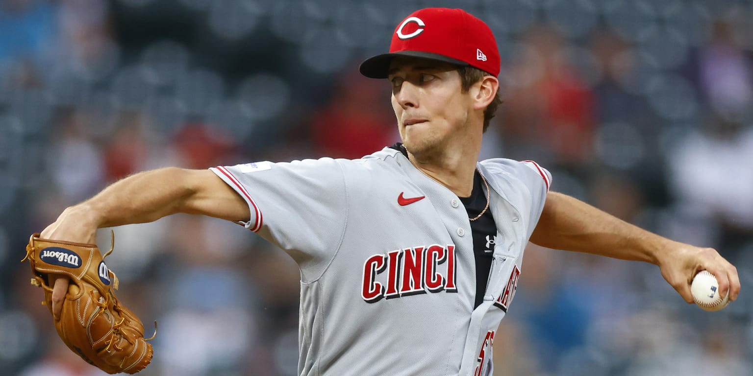 Iowa Man Gets Save in Major League Pitching Debut in St. Louis