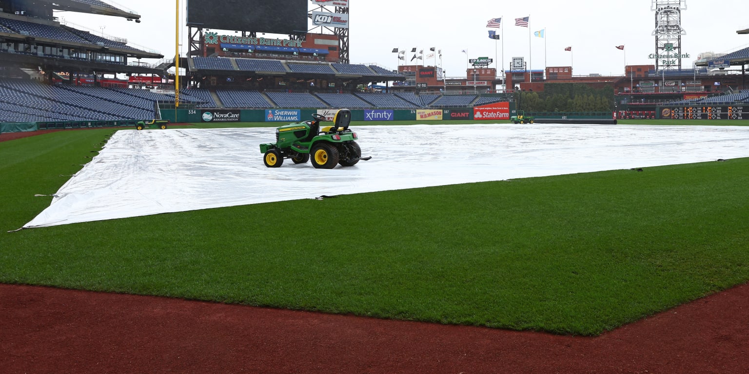 Cards-Phillies rained out; split DH on Wednesday