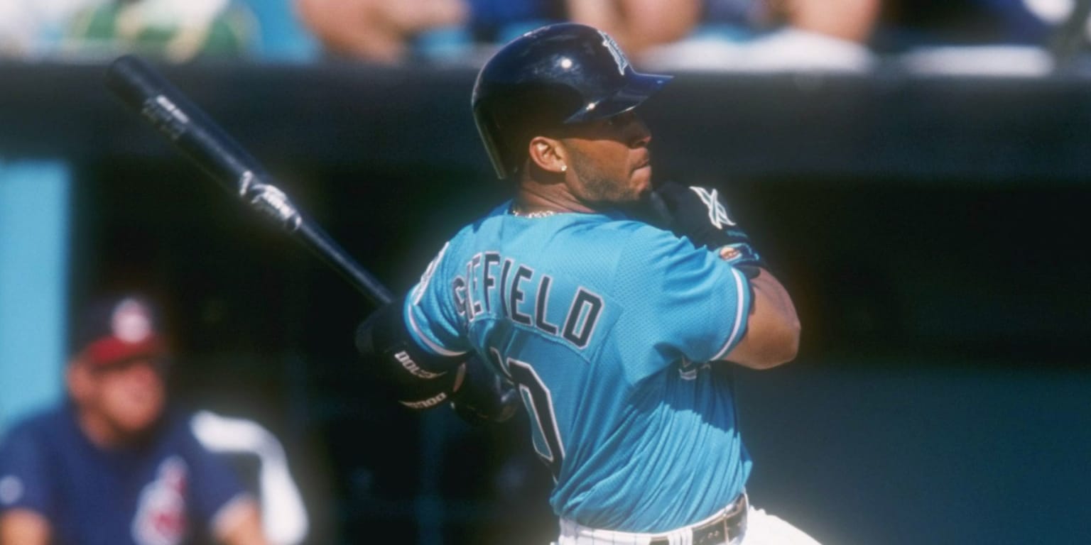 Gary Sheffield climbs in 2023 Hall of Fame voting