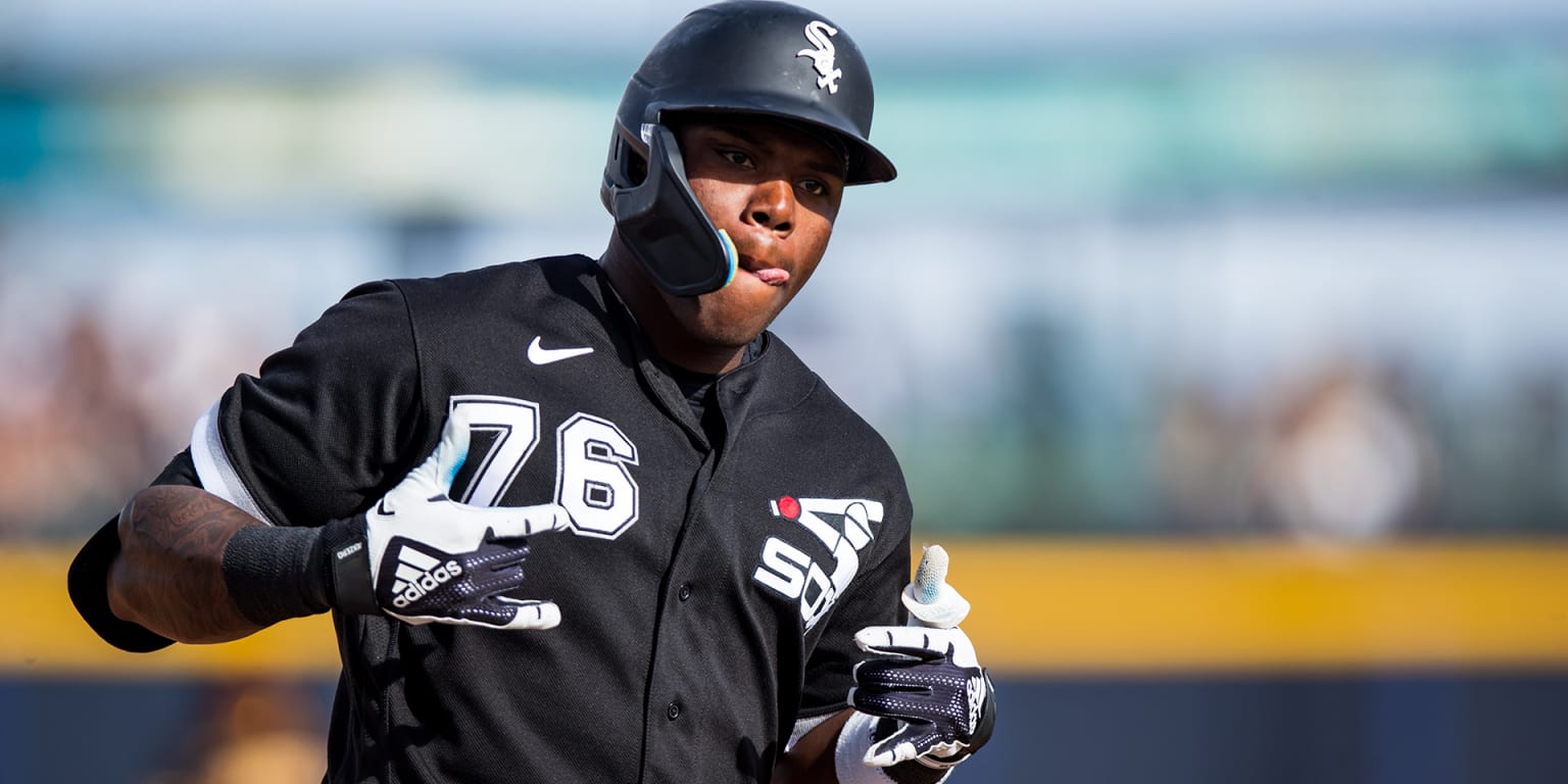 Projecting the Chicago White Sox opening-day roster: Who will claim the  remaining spots?