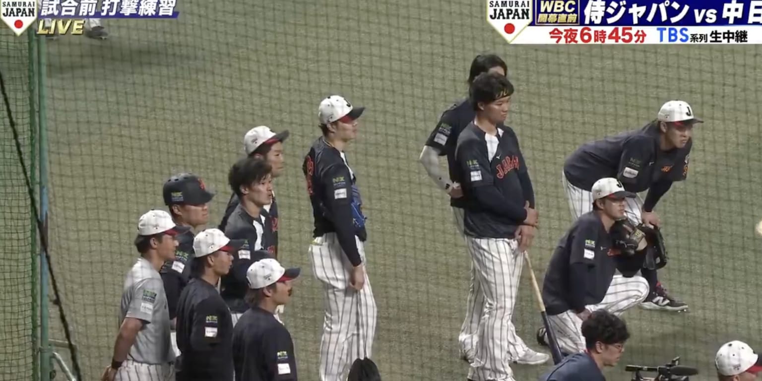 Fans -- and opponents -- watch in awe as Shohei Ohtani takes pregame batting practice in Nagoya 
