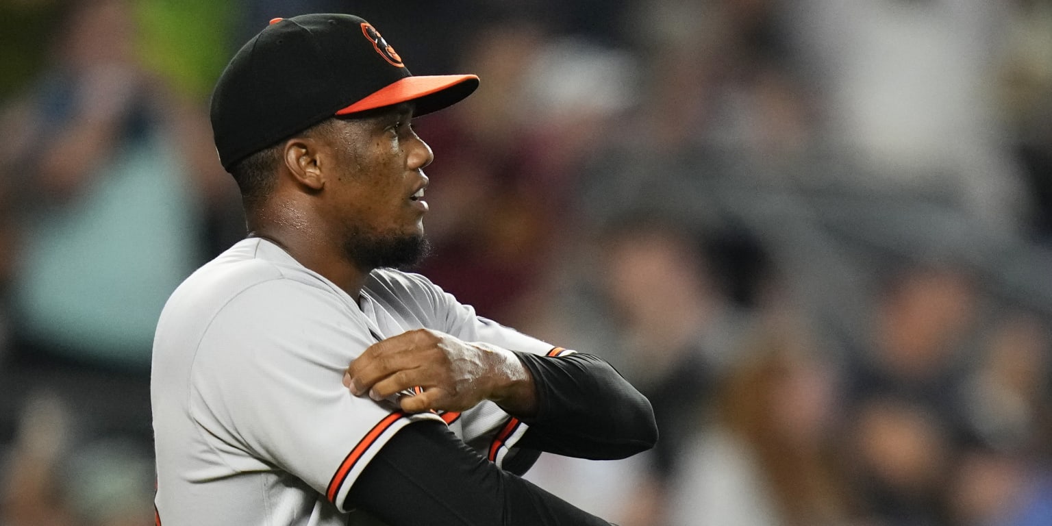 “Hermanos del bullpen”. Bautista, Cano maravillan a todos en BAL