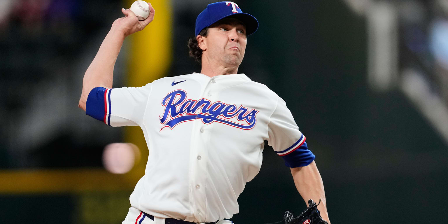 deGrom dials up 10 K's, flashes ace stuff vs. Pirates