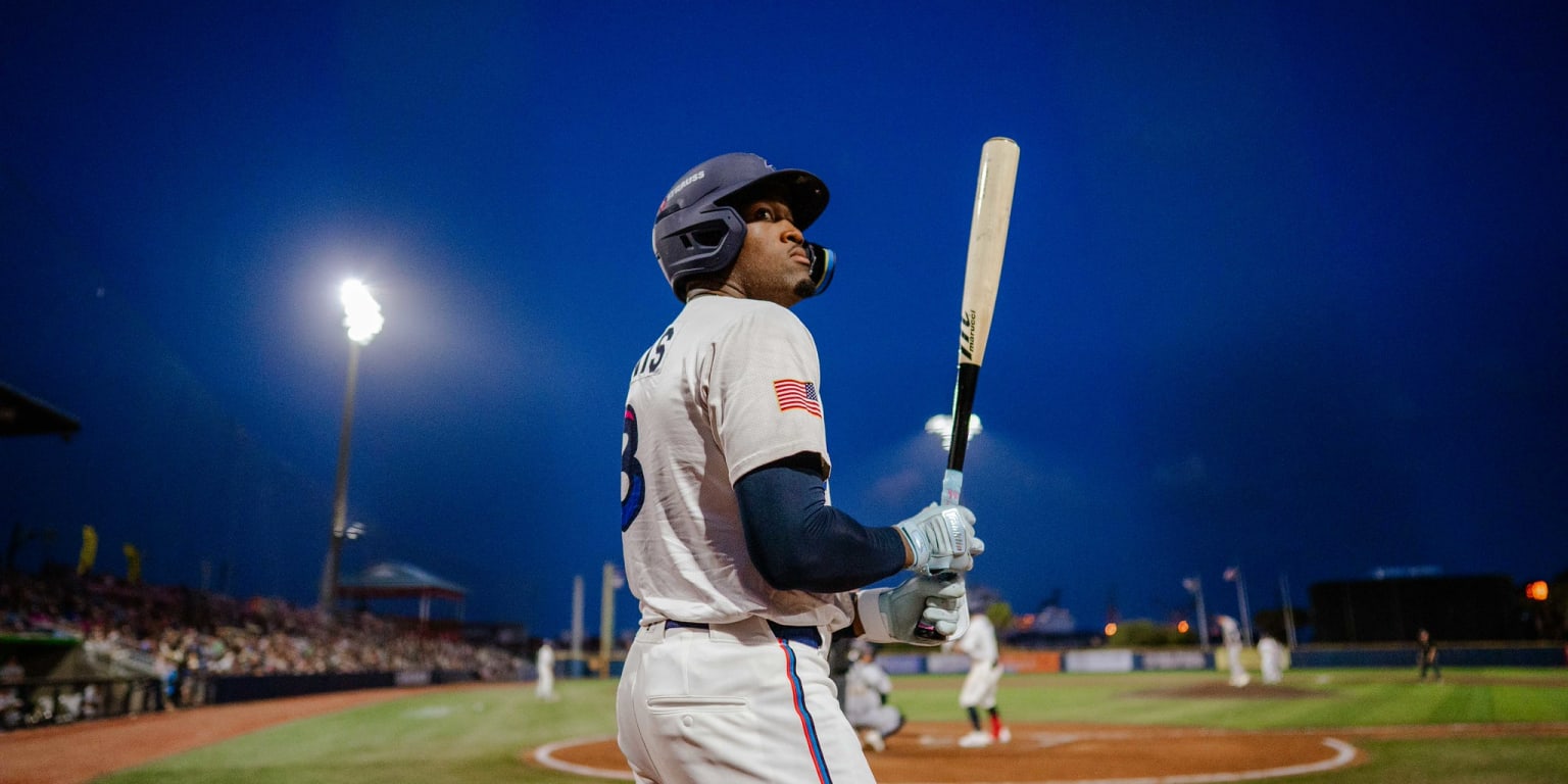 Lewis, Williams head group of Marlins prospects playing in Arizona Fall League