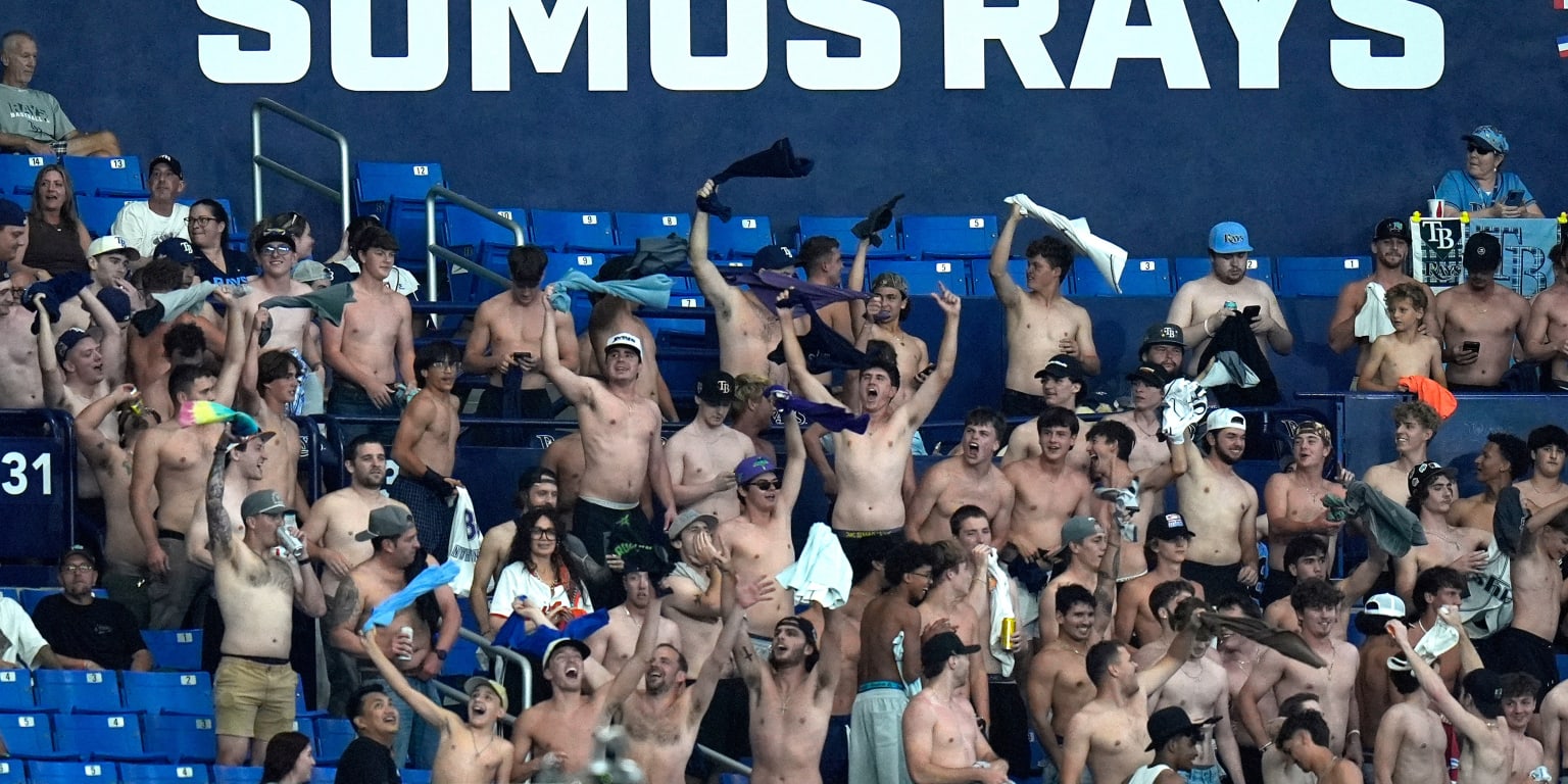 'Trops Off'? Rays embrace shirt-waving fans as movement reaches St. Pete