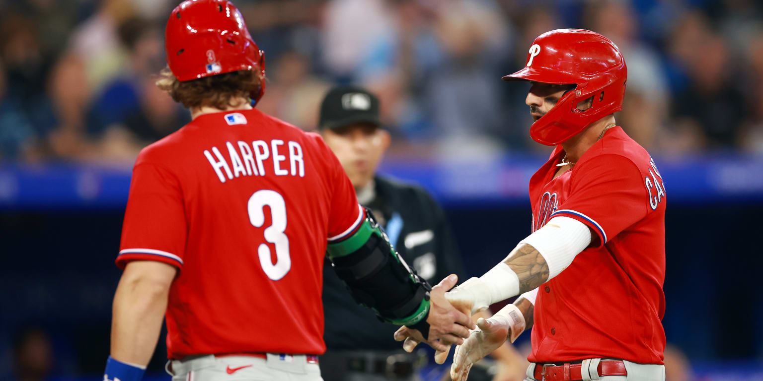Harper, Phillies’ bats discover successful formulation to separate collection