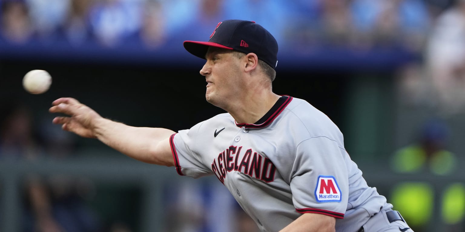 Sewald reunites with D-backs on 1-year deal (source)