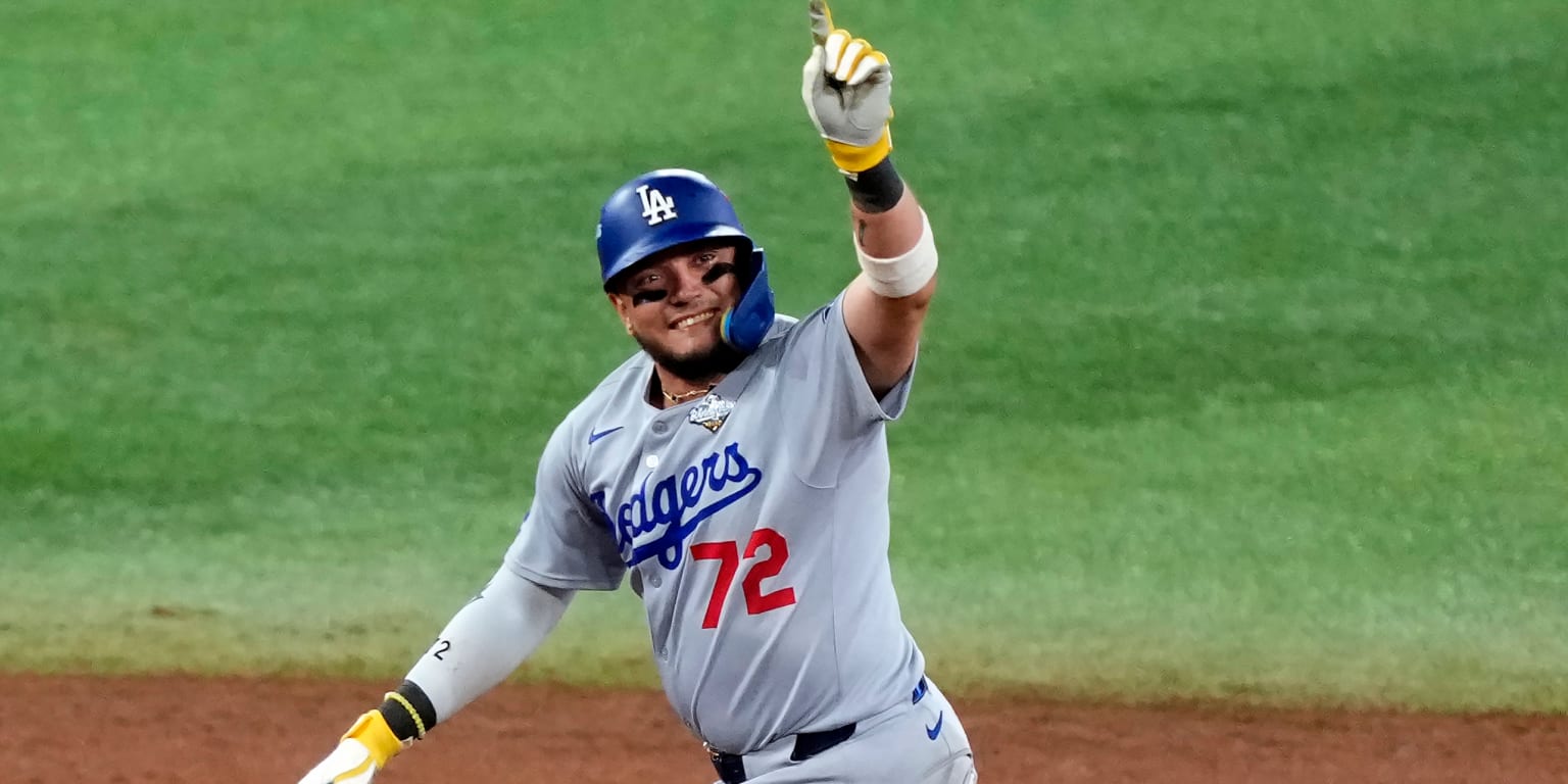 Miguel Rojas basking in World Series heroics