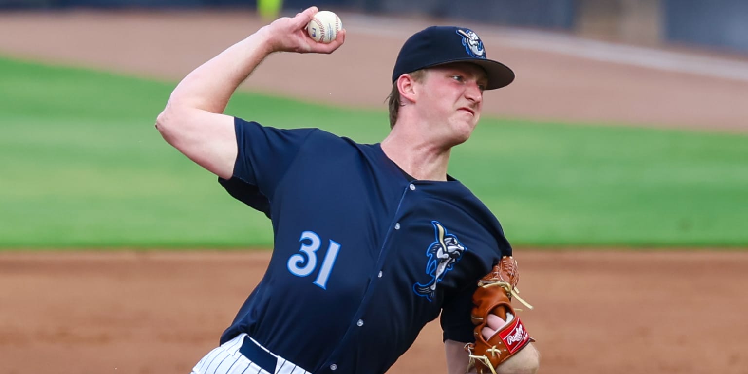 Hardly anyone can get a hit off of this Yanks prospect right now