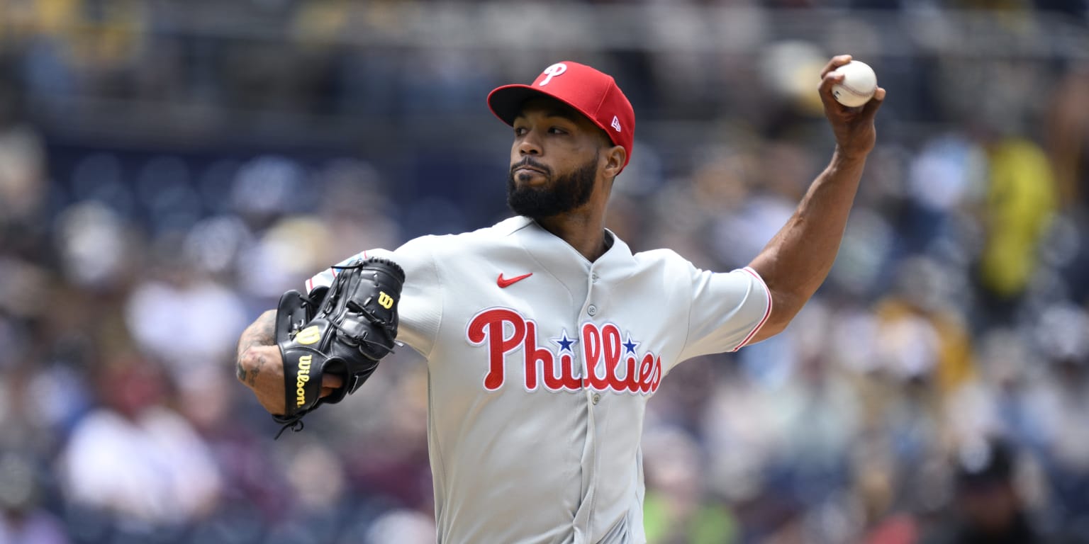 Sánchez breaks Phils' 115-year-old scoreless-innings streak record