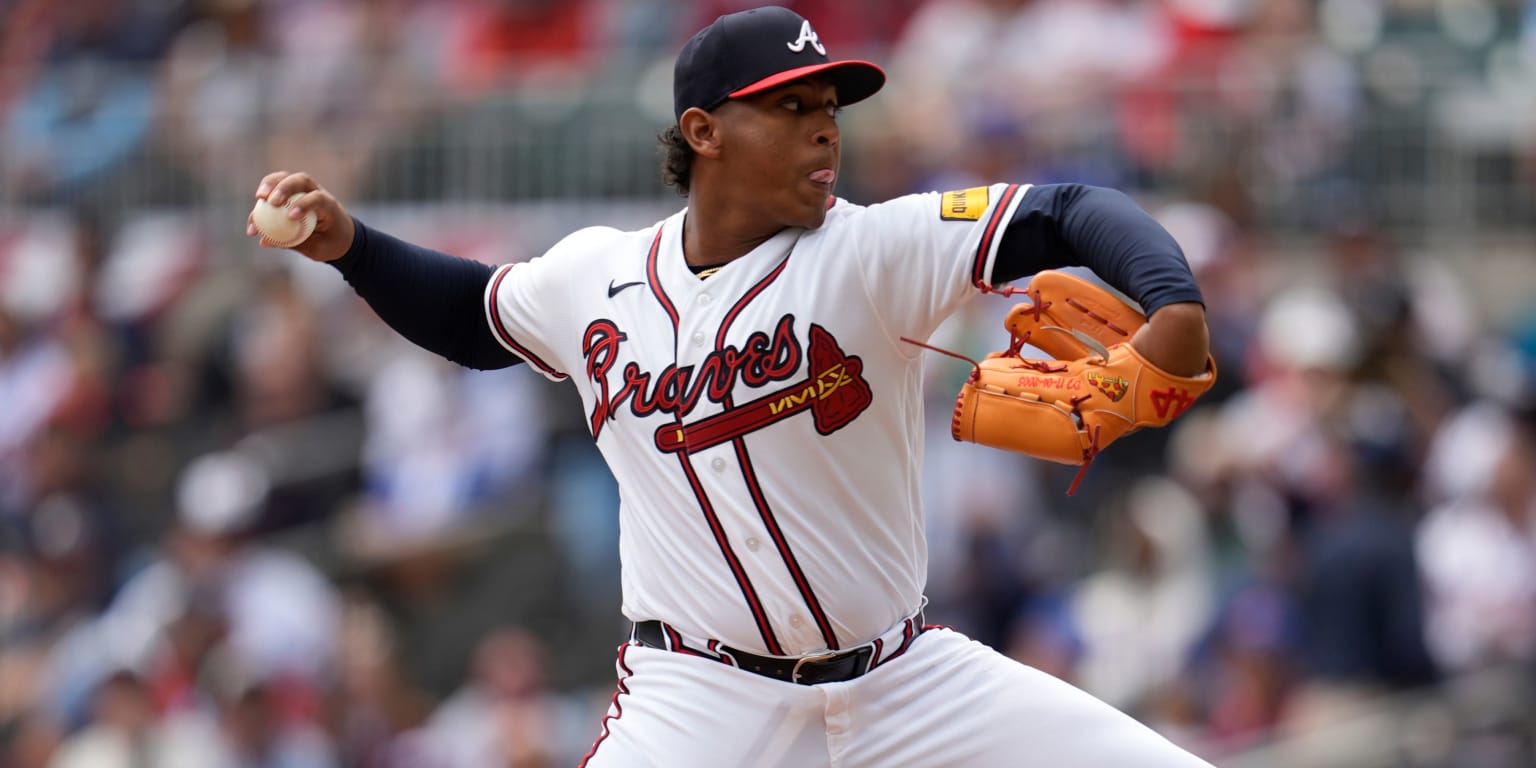 Braves option spring standout Fuentes to stretch out as starter