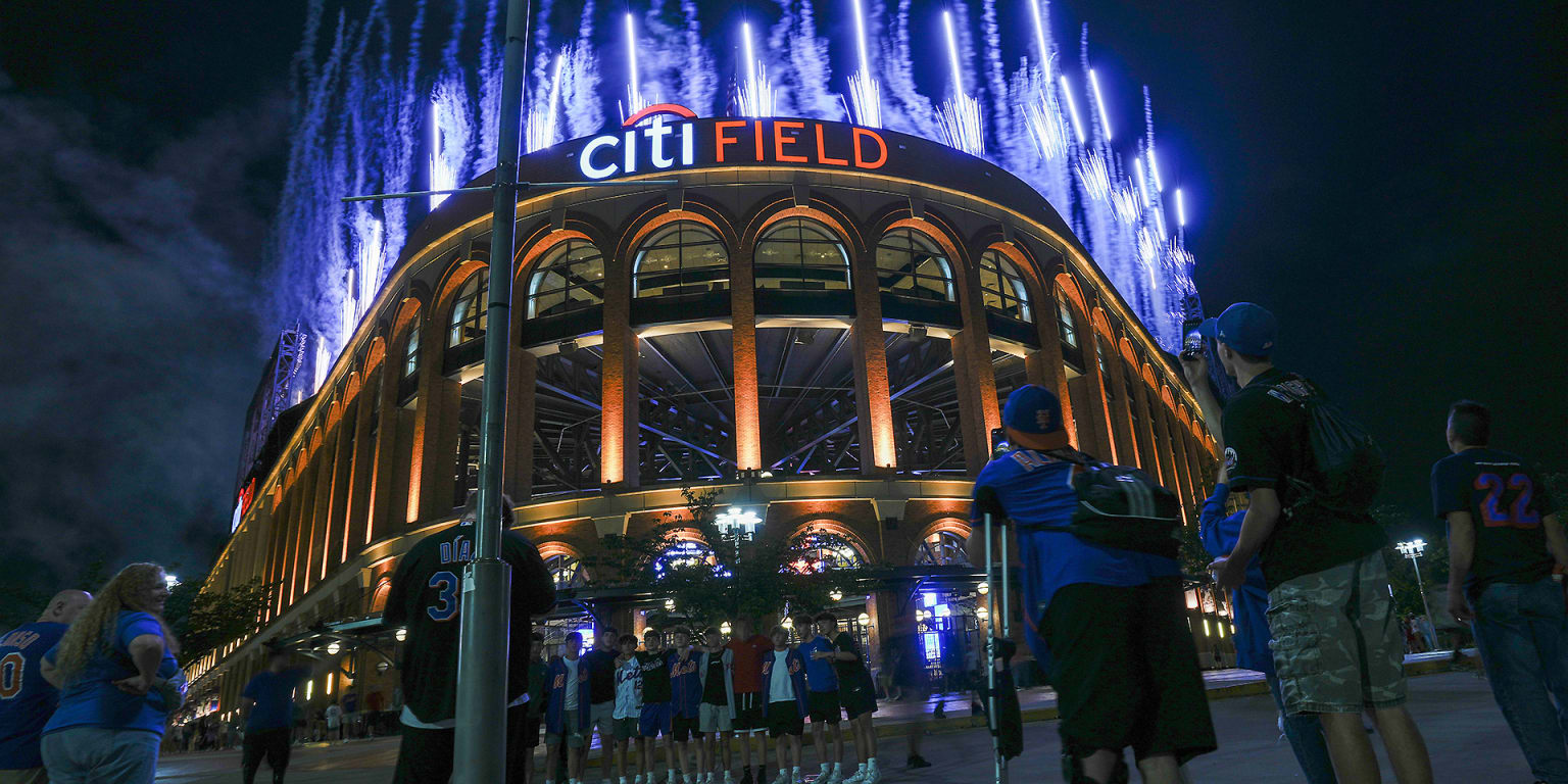 Mets announce Clover Club renovation, 2024 ticket plans