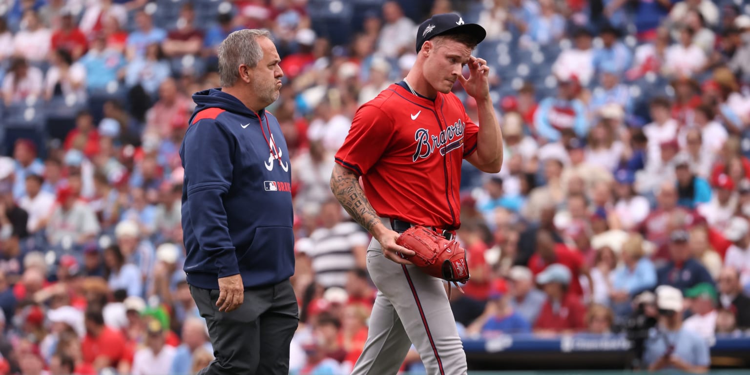 Smith-Shawver (elbow) placed on IL: 'It doesn't look good'