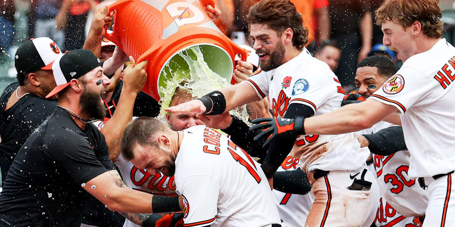 Bring on the moo's! Cowser hits ANOTHER walk-off home run