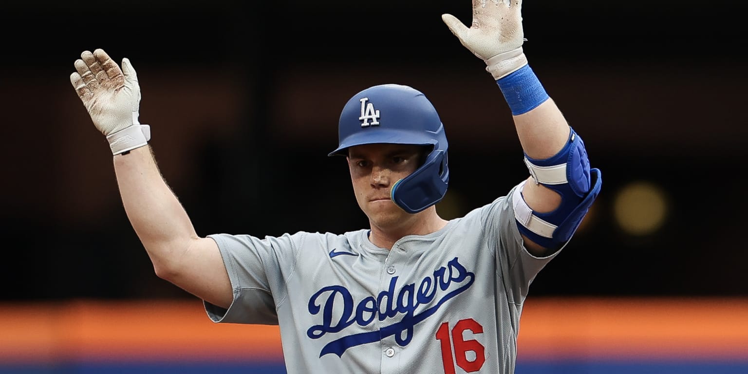 Will Smith belts two homers in Dodgers' sweep of Mets