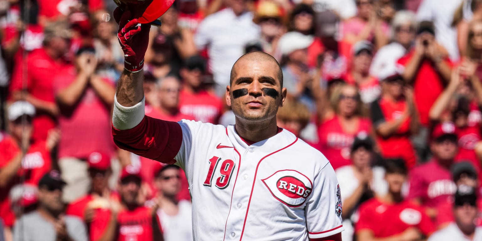 Joey Votto Feels Emotional and Honored as Fans Show Appreciation in ...