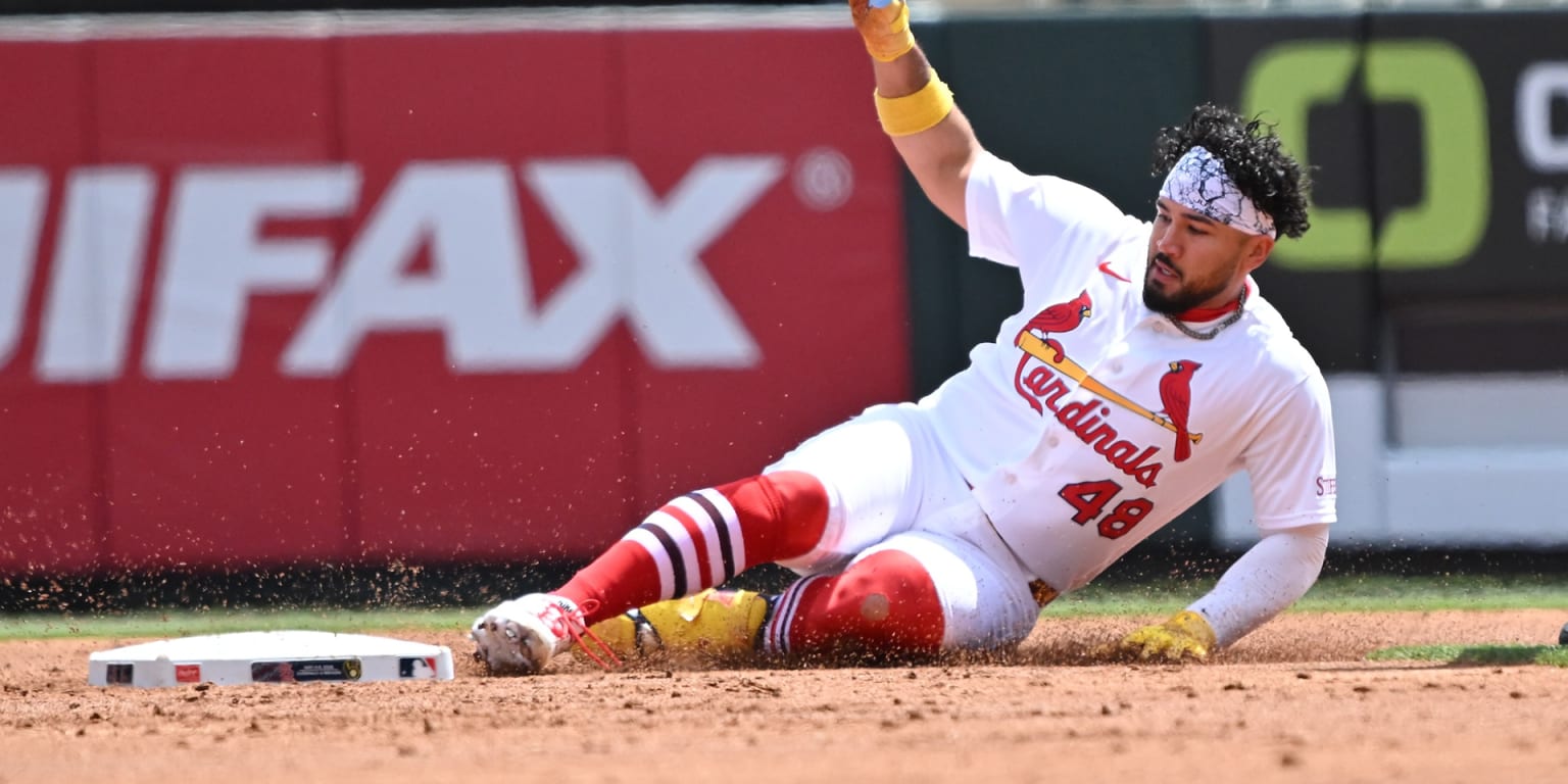 Cardinals keeping Herrera fresh, bat available with catcher, DH rotation