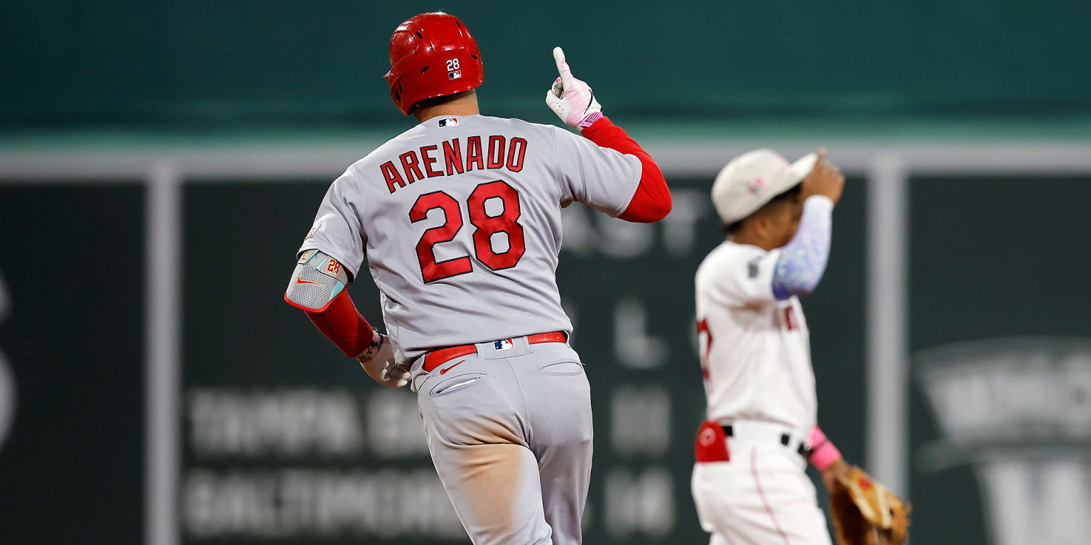 Arenado homers again, Cardinals gain ground in Wild Card race with 2-0 win  over Reds