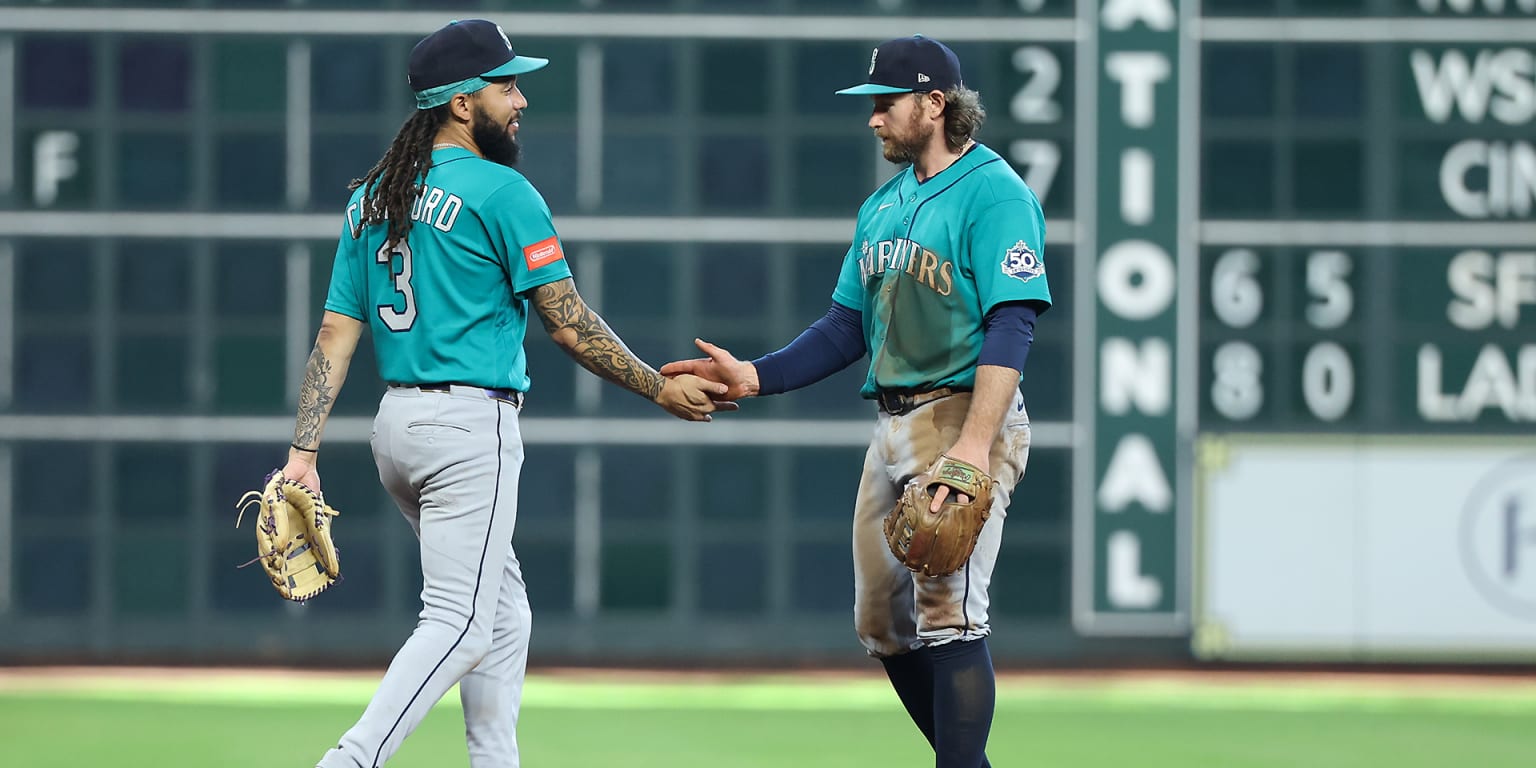 Donovan still has concussion symptoms; Crawford to be activated soon