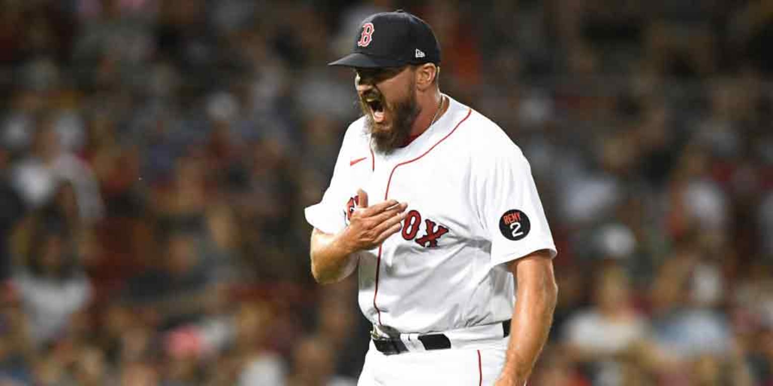 Tuesday's spring training report: Red Sox reliever John Schreiber shows  improvement - The Boston Globe