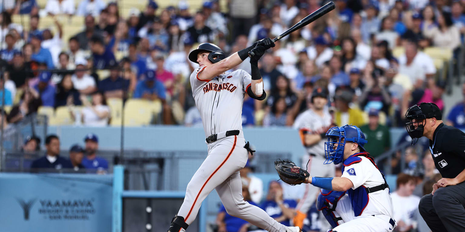 Tyler Fitzgerald homers in fifth straight game for Giants