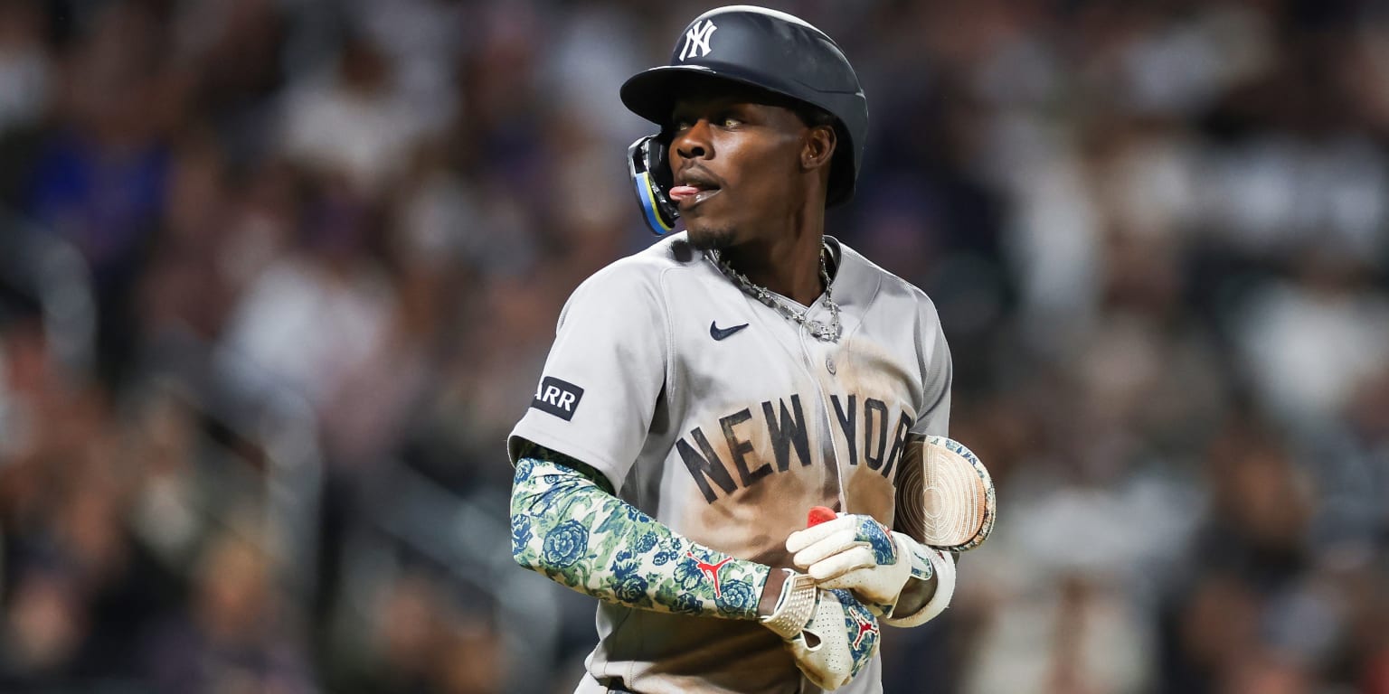 It must be the ... pants? Chisholm borrows Stanton's, busts out of slump