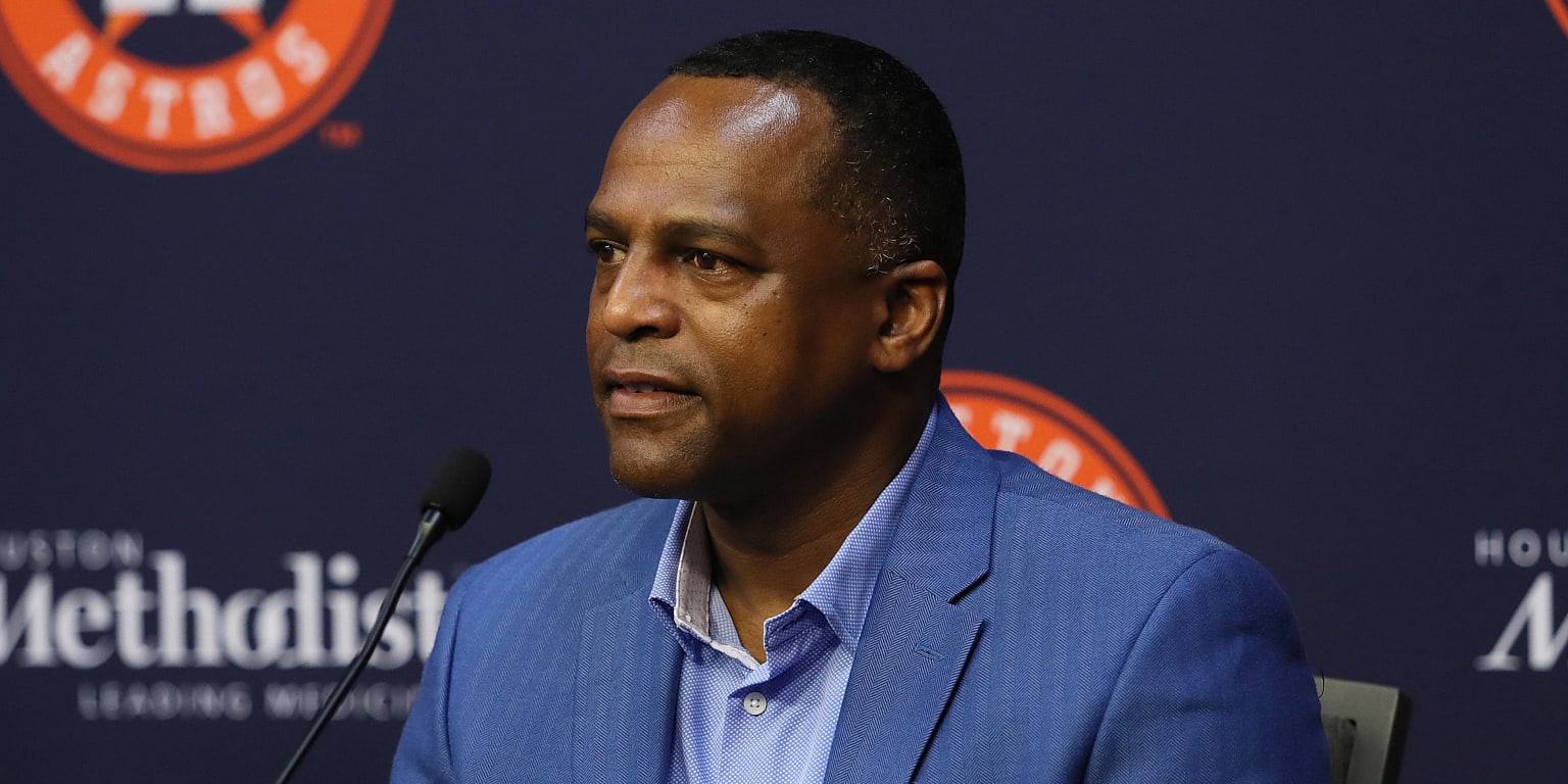 Astros begin interviewing for manager position