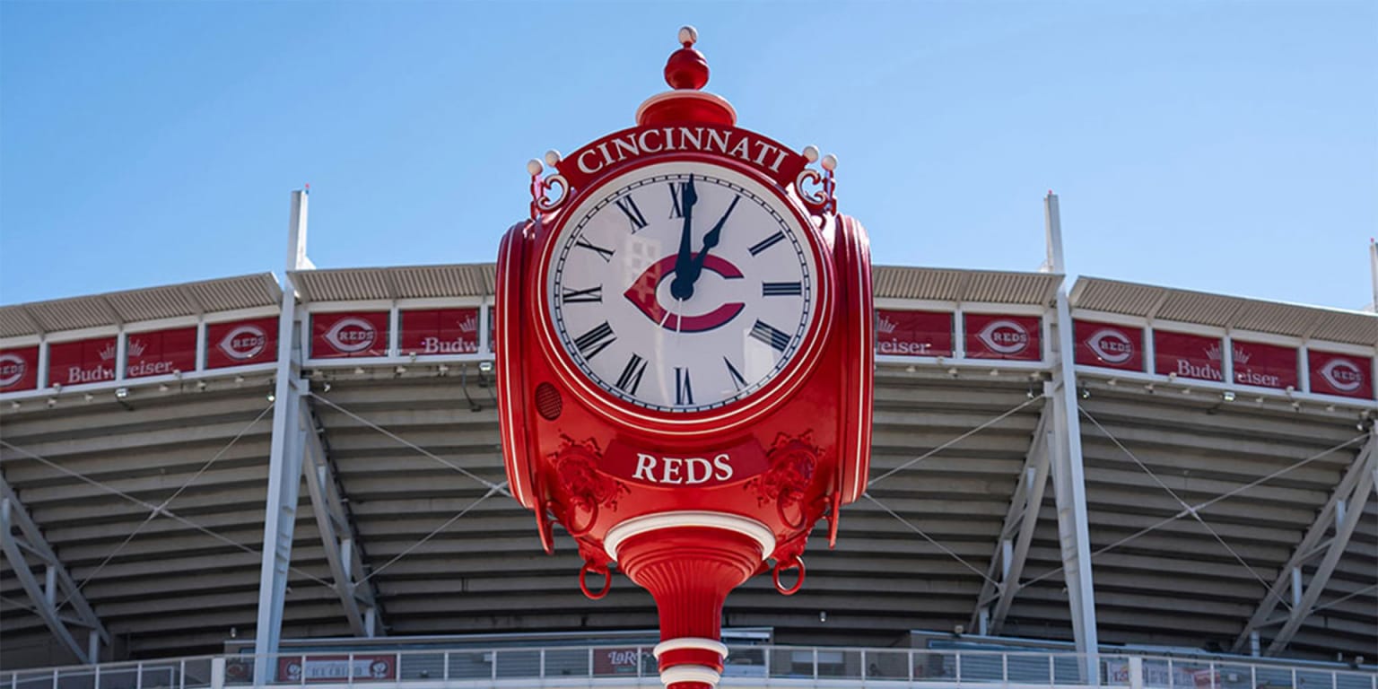 New street clock (almost 17 ft tall!) at Reds' park is a gift from Votto