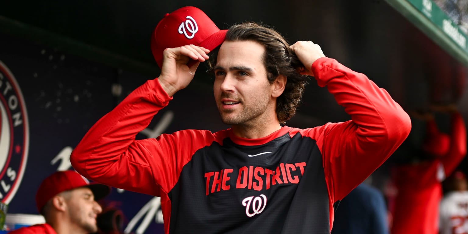 MLB's biggest 'Survivor' fan? Q&A with Nats lefty Cosgrove