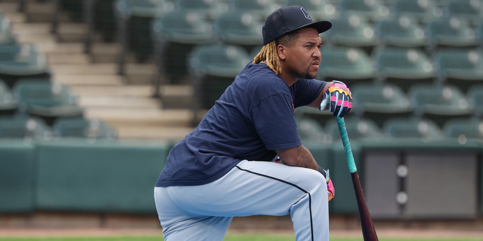 Ramírez out of starting lineup as Guardians mind hamate recovery