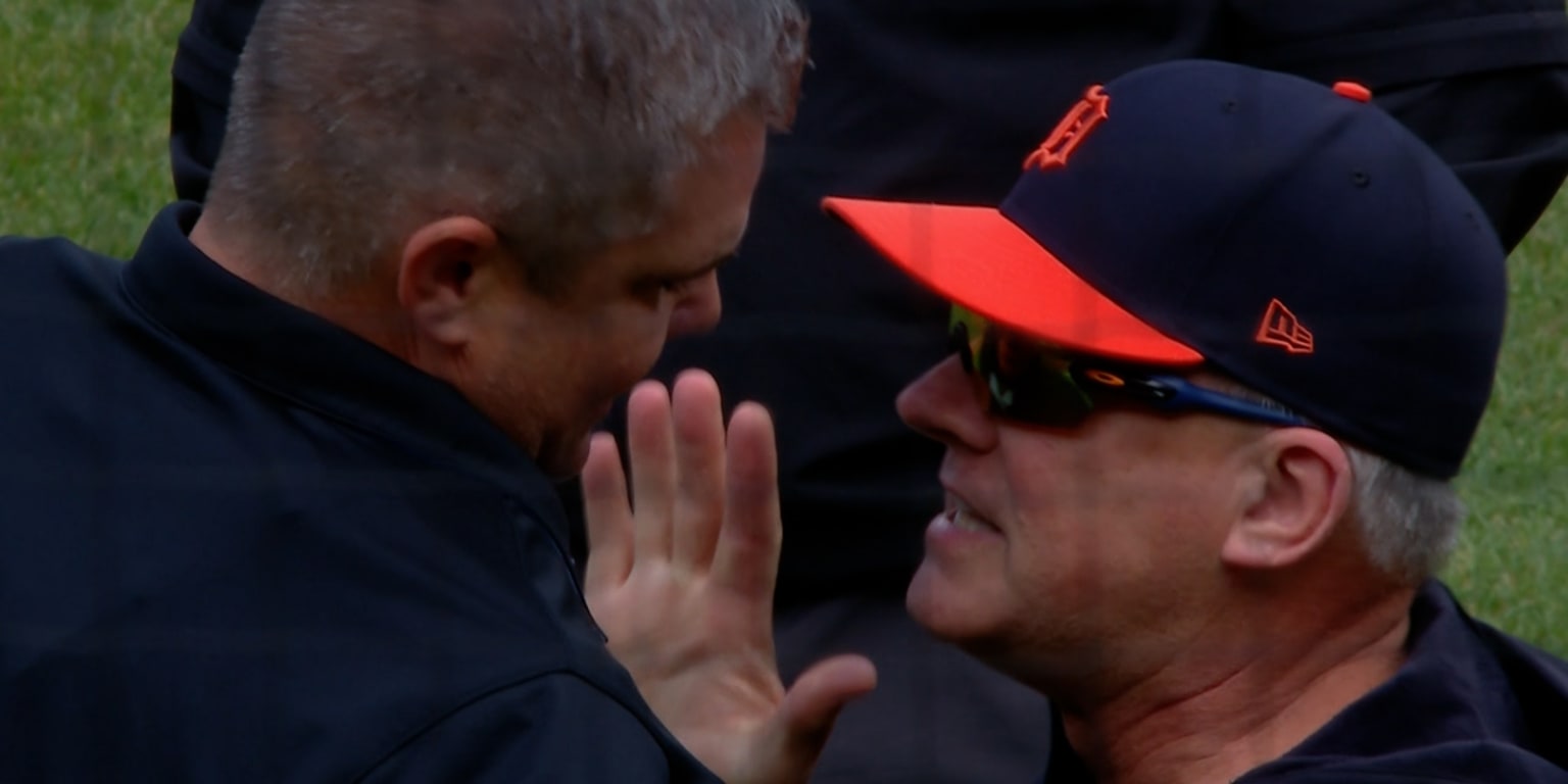 Hinch ejected after call at third base upheld