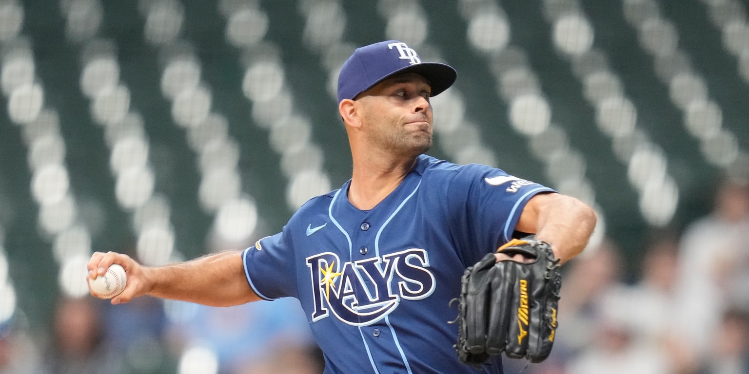 Martinez shakes off shaky spring in Rays debut before Fortes wins it late