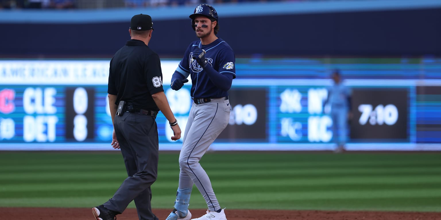 Rays' Josh Lowe calls getting hit in face on catch attempt