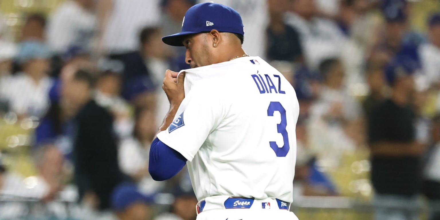 Dodgers closer Díaz heading back to IL with neck inflammation
