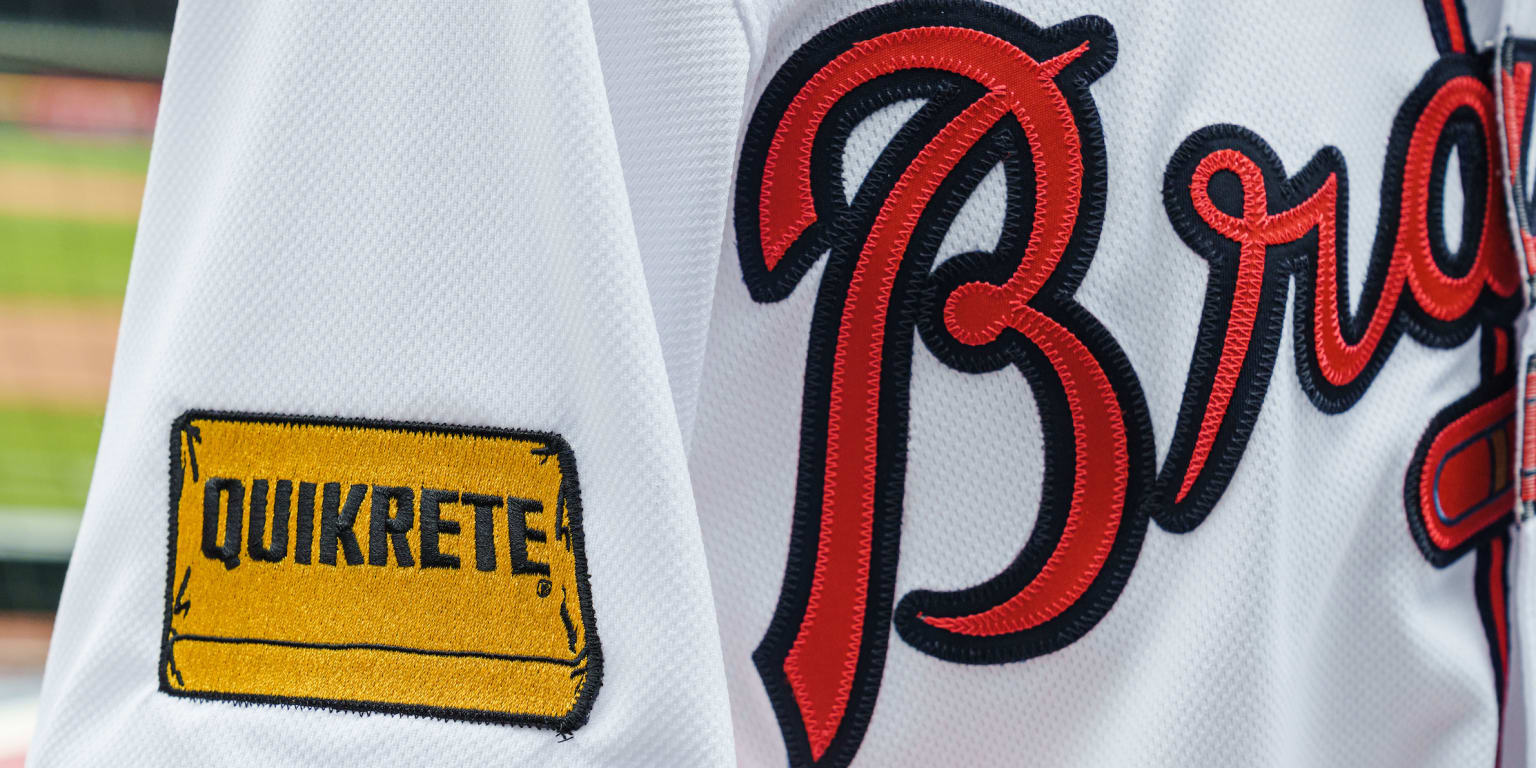 braves off white jersey