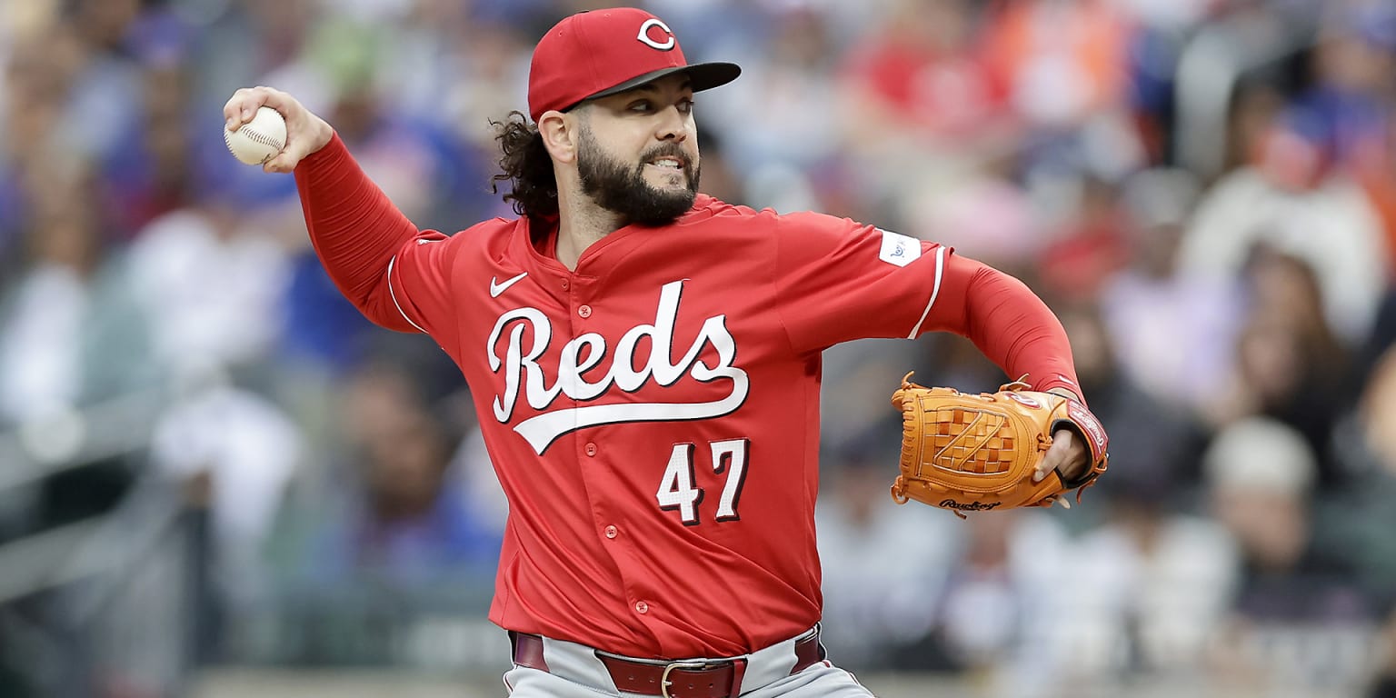 Jakob Junis pitches five scoreless innings in Reds' loss to Mets
