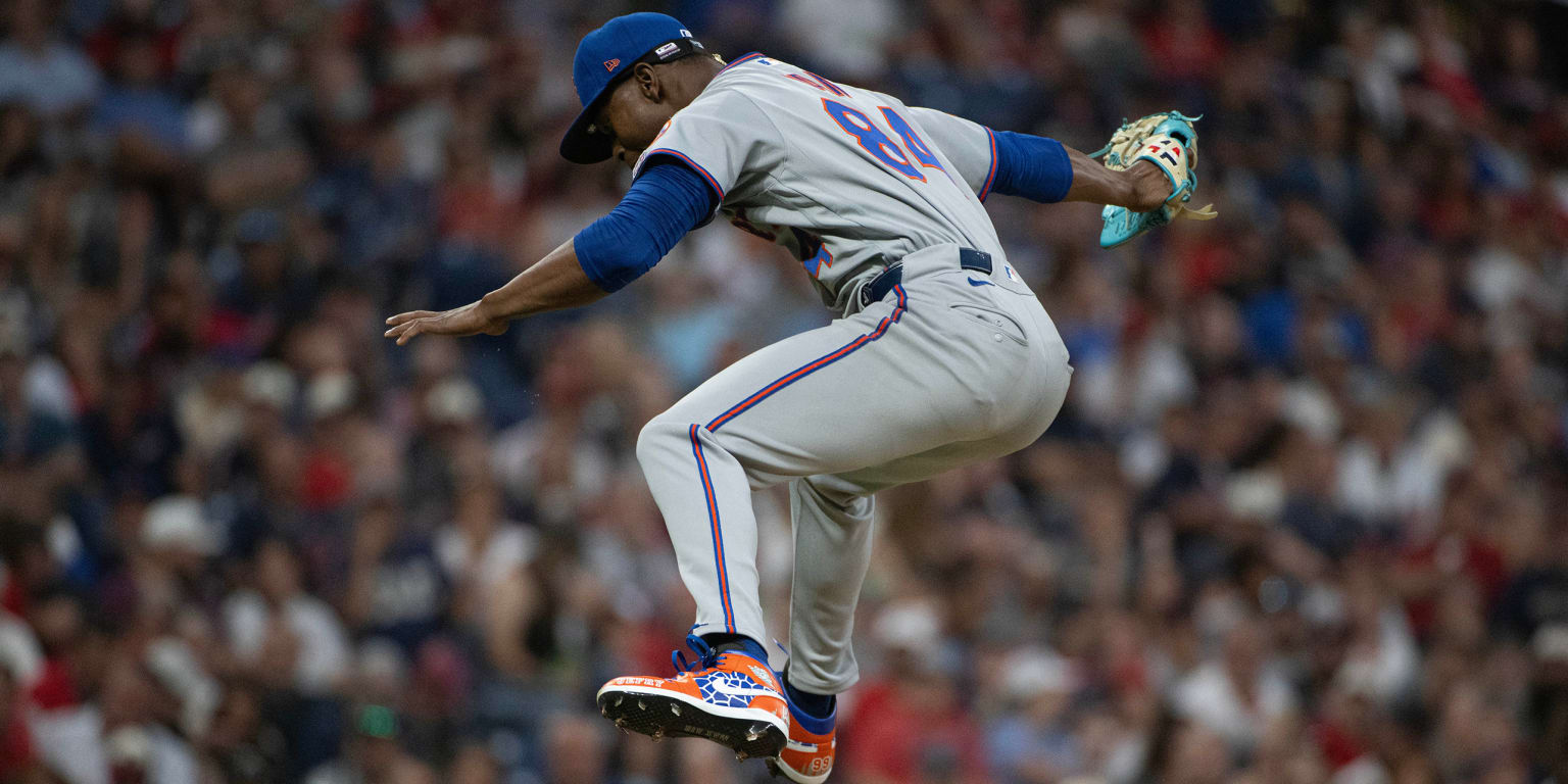 Rookie's pitches sing in MLB debut -- and he can dance, too!