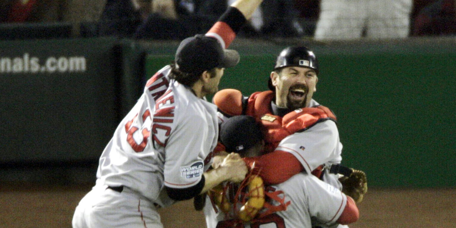 Watch the trailer for Netflix's upcoming 2004 Red Sox documentary