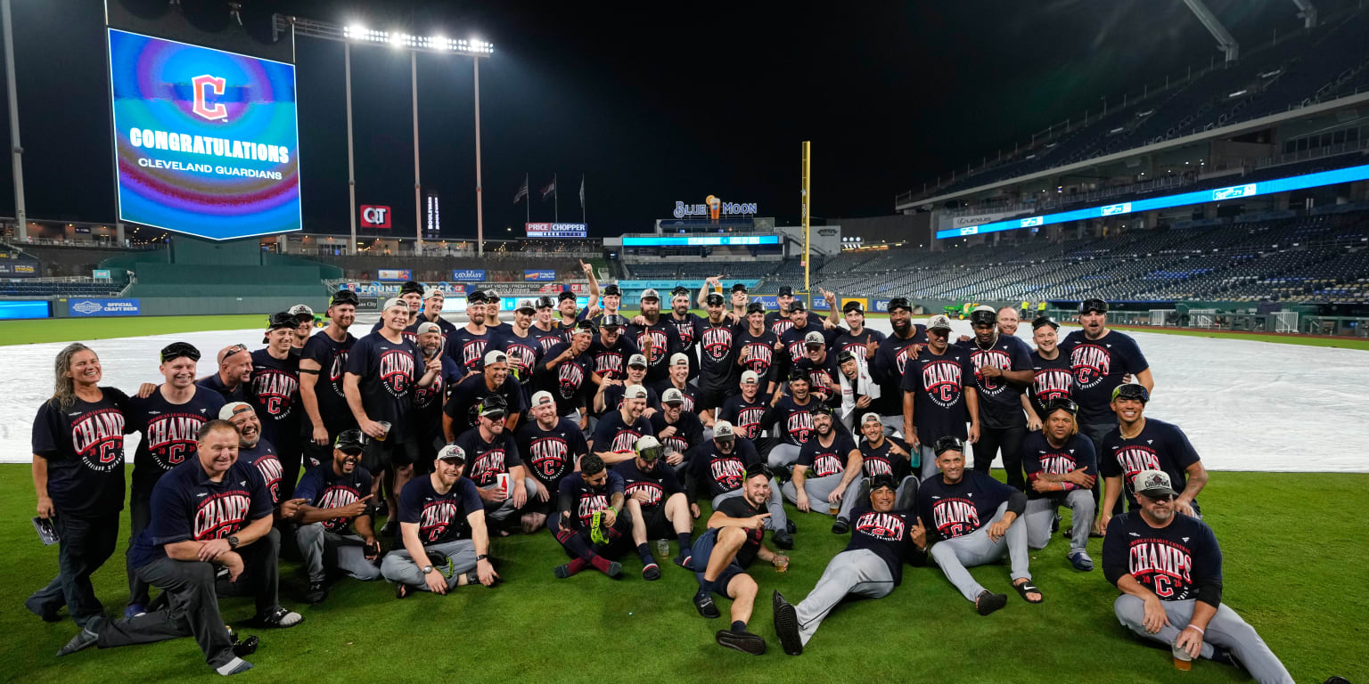 Should Guardians root for Astros or White Sox in the Wild Card Series?
