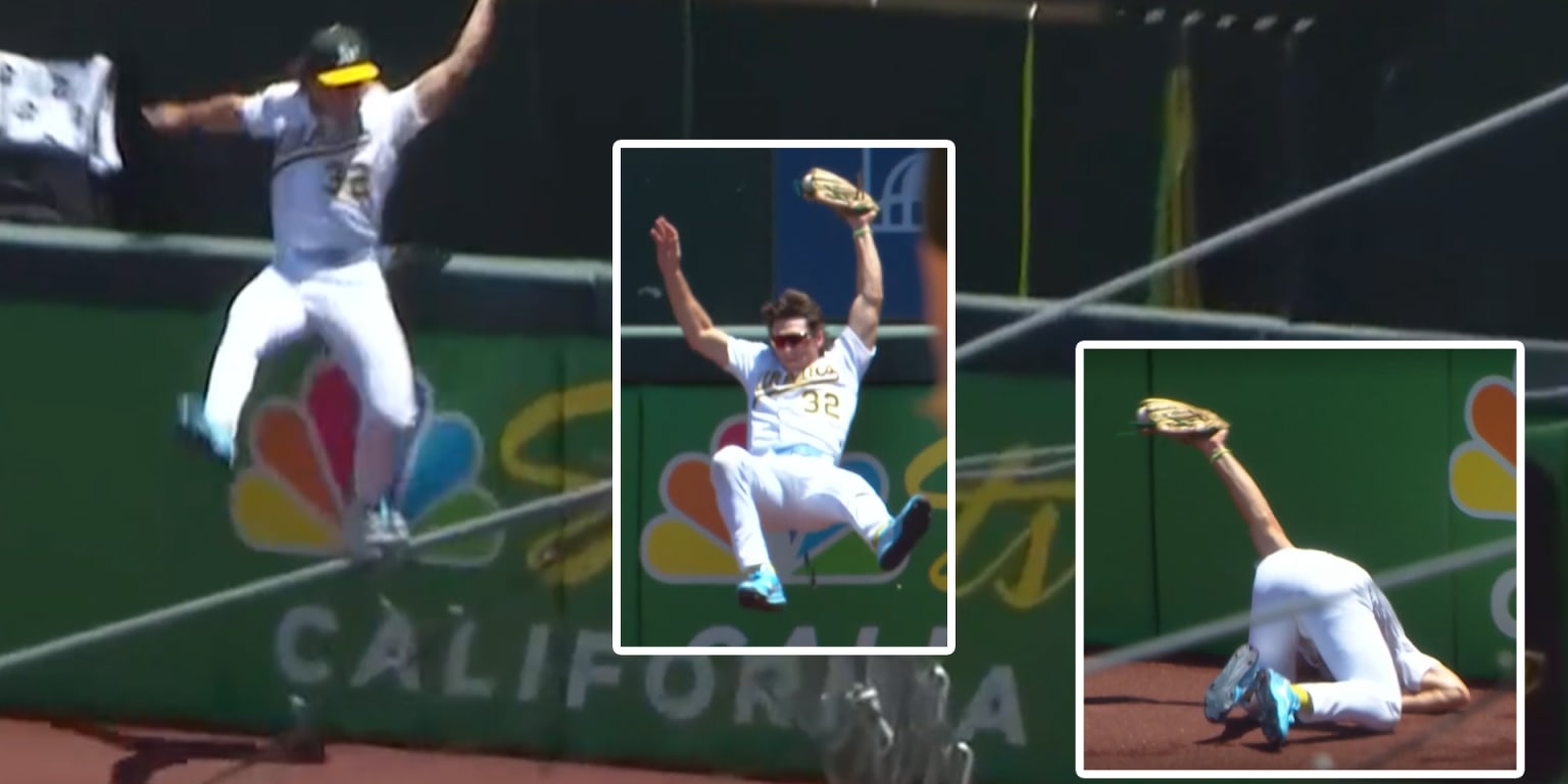 Catch of the year?! A's RF sacrifices his body for spectacular HR robbery