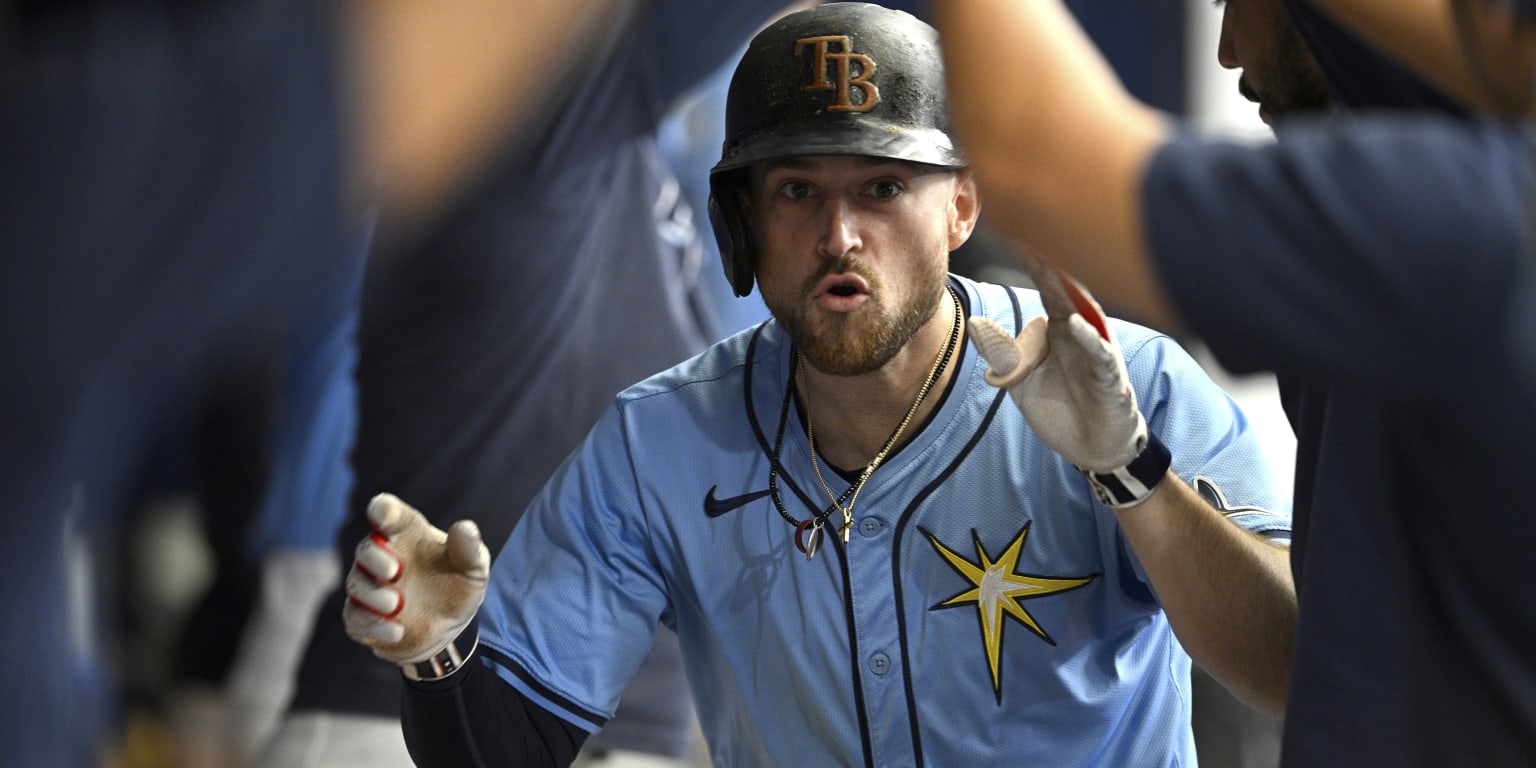 Brandon Lowe's club option for 2025 picked up by Rays