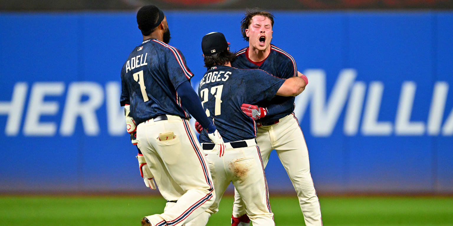 Bazzana blasts off to tie it ... then calls game in Guardians' 2nd walk-off of the day